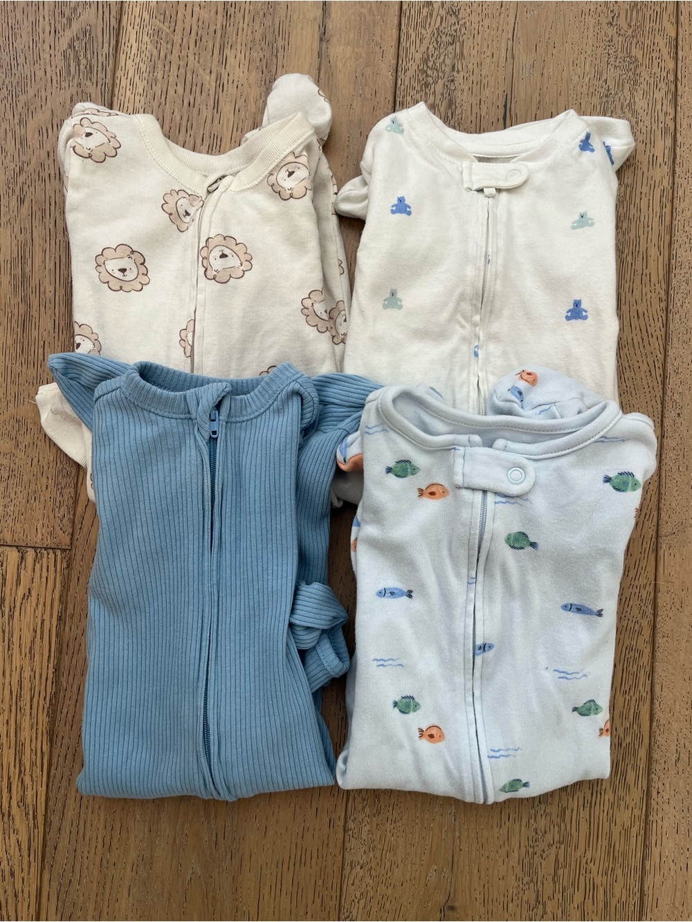 4 piece Infant 3-6 month Sleeper Double Zip Gap Ribbed Old Navy Carters Fish